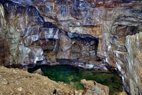9-Slavk. les,středověký důl Jeroným u Čisté